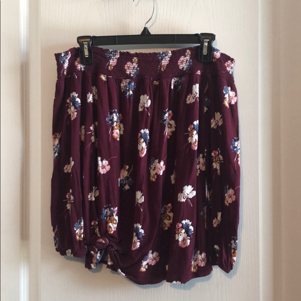 Old Navy. Off the shoulder top